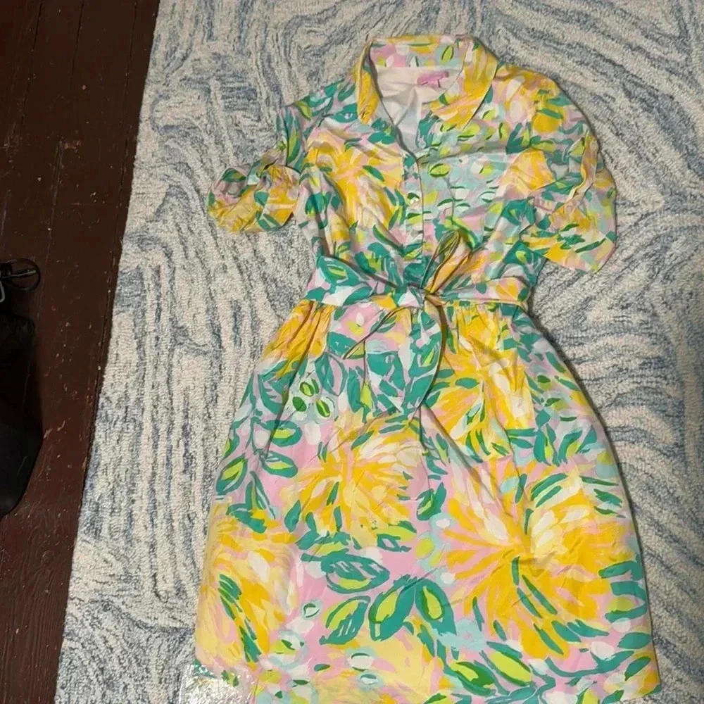 Lilly Pulitzer, pastel silk fit and flare waist tie dress six ￼